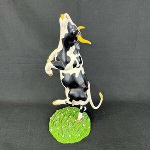 Cow Parade Figurines-#9131 Daisy's Dream (Numbered Item (10197)